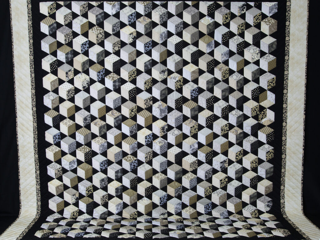 Tumbling Block Stars
Queen Bed Size