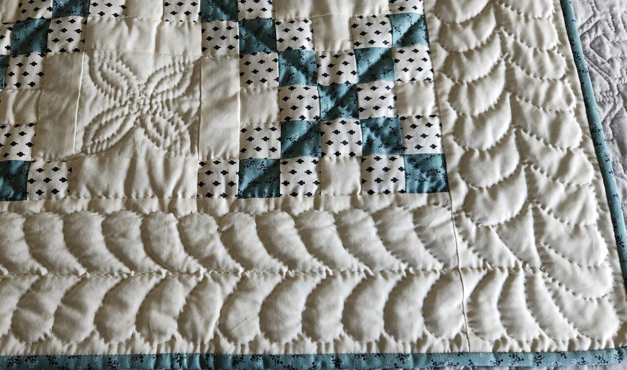Charming Blue/Green and Ivory Cream Irish Chain Quilt - Image 2