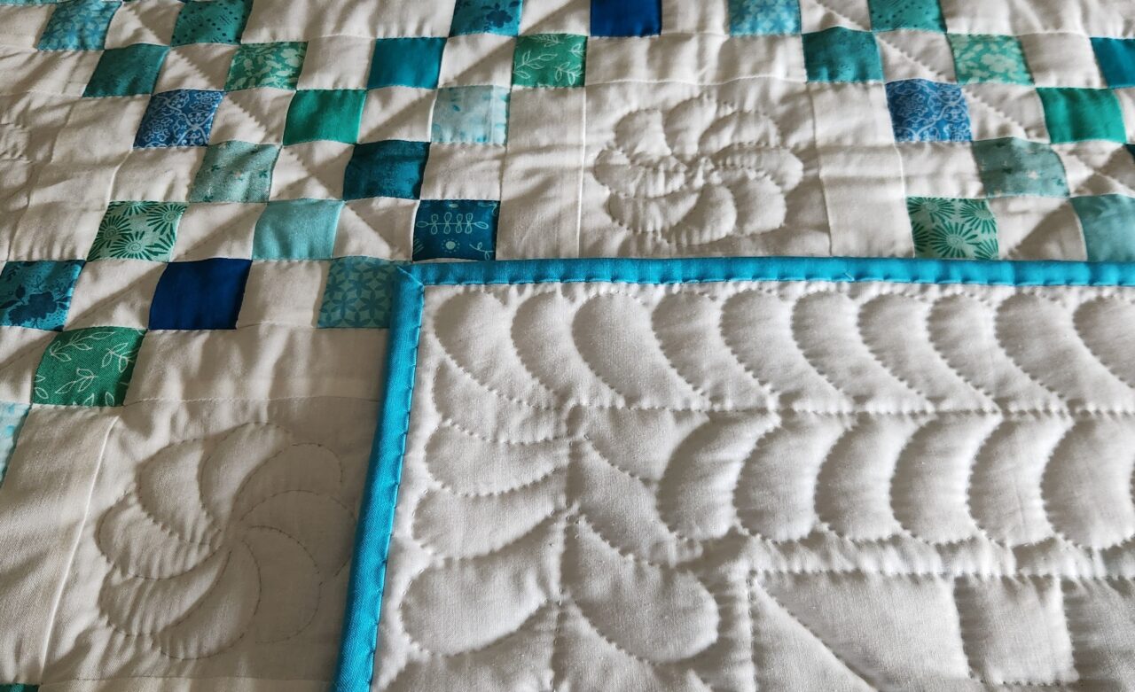 By The Seashore Irish Chain Quilt - Image 4