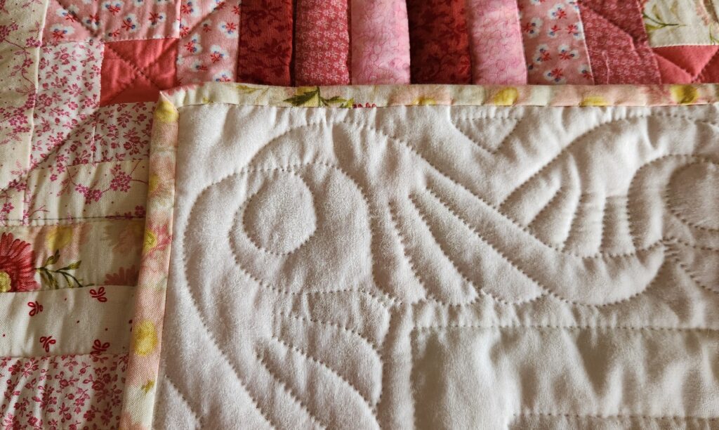 Vintage Fabrics Coral and Cream Log Cabin Quilt - Image 4