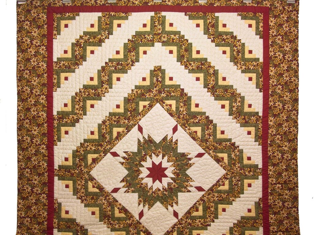 Red Gold and Moss Green Lone Star Log Cabin Quilt
