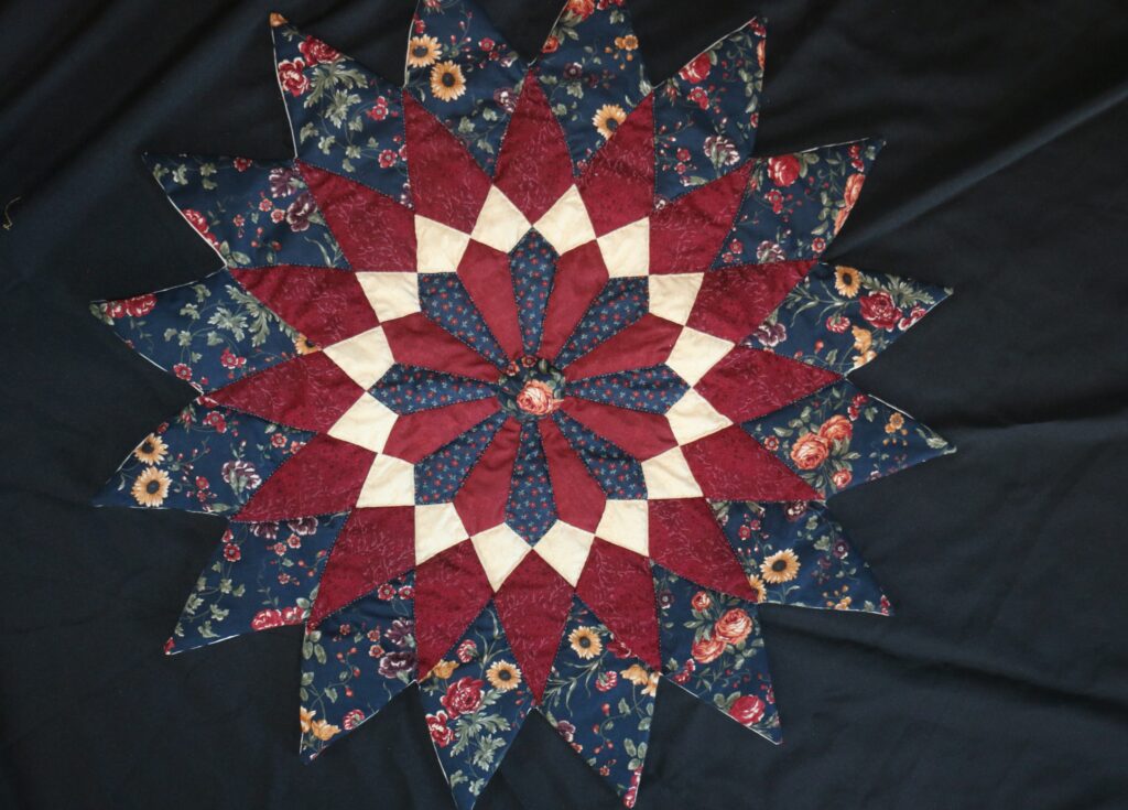 Dahlia Table Top - Image 2